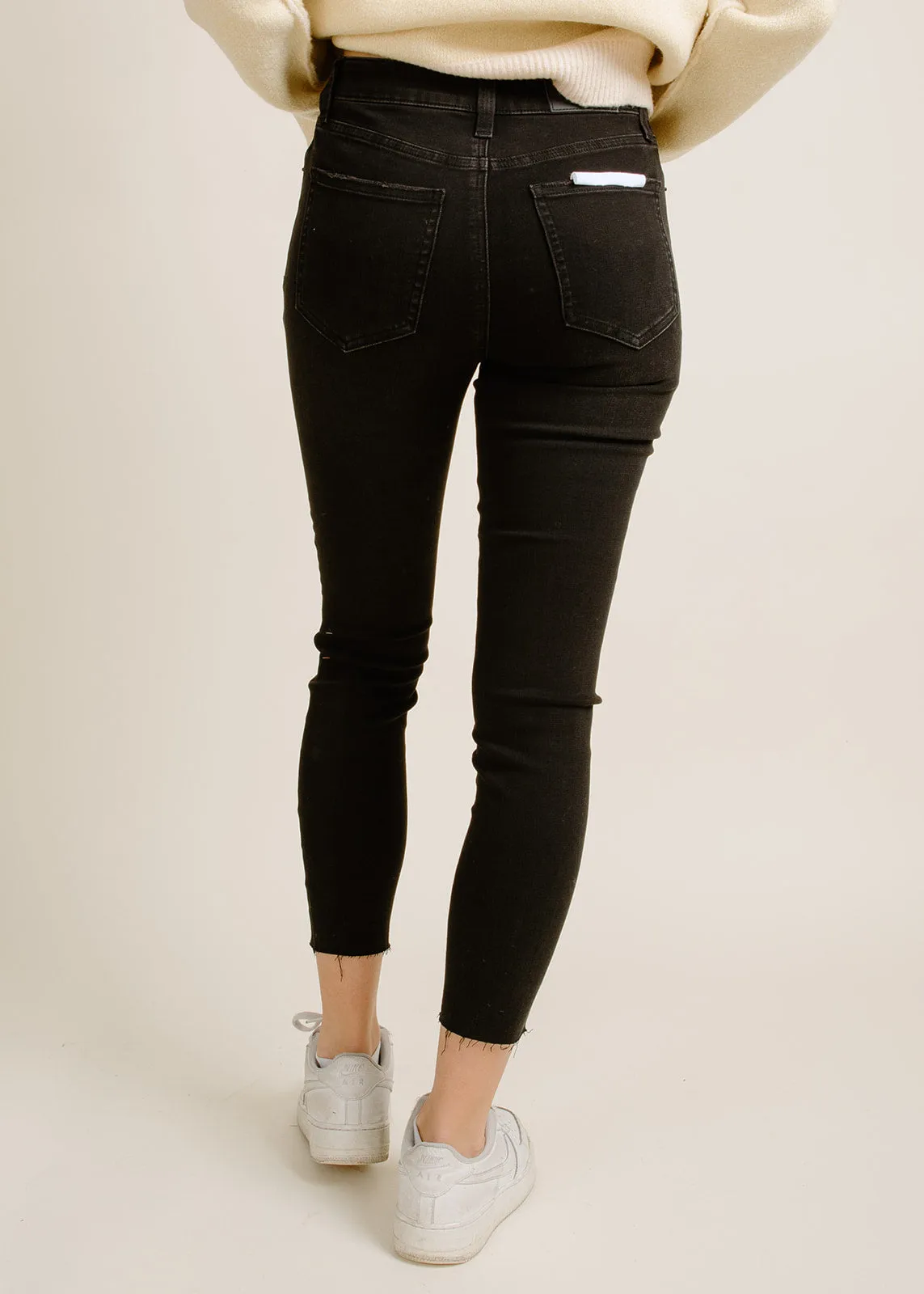 AUDREY MID RISE SKINNY CROP - CARBON