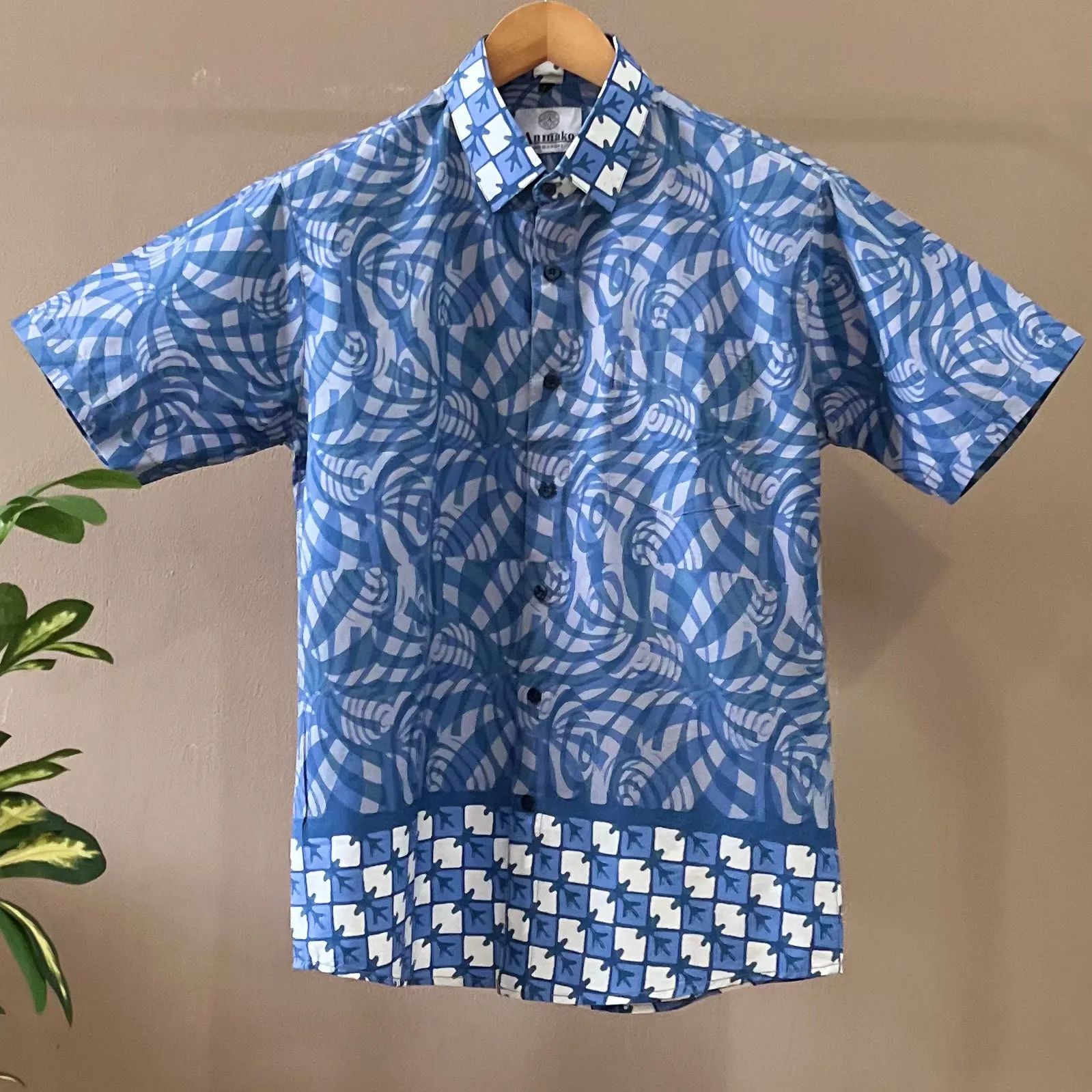 Batik Men's Short Sleeve Shirt