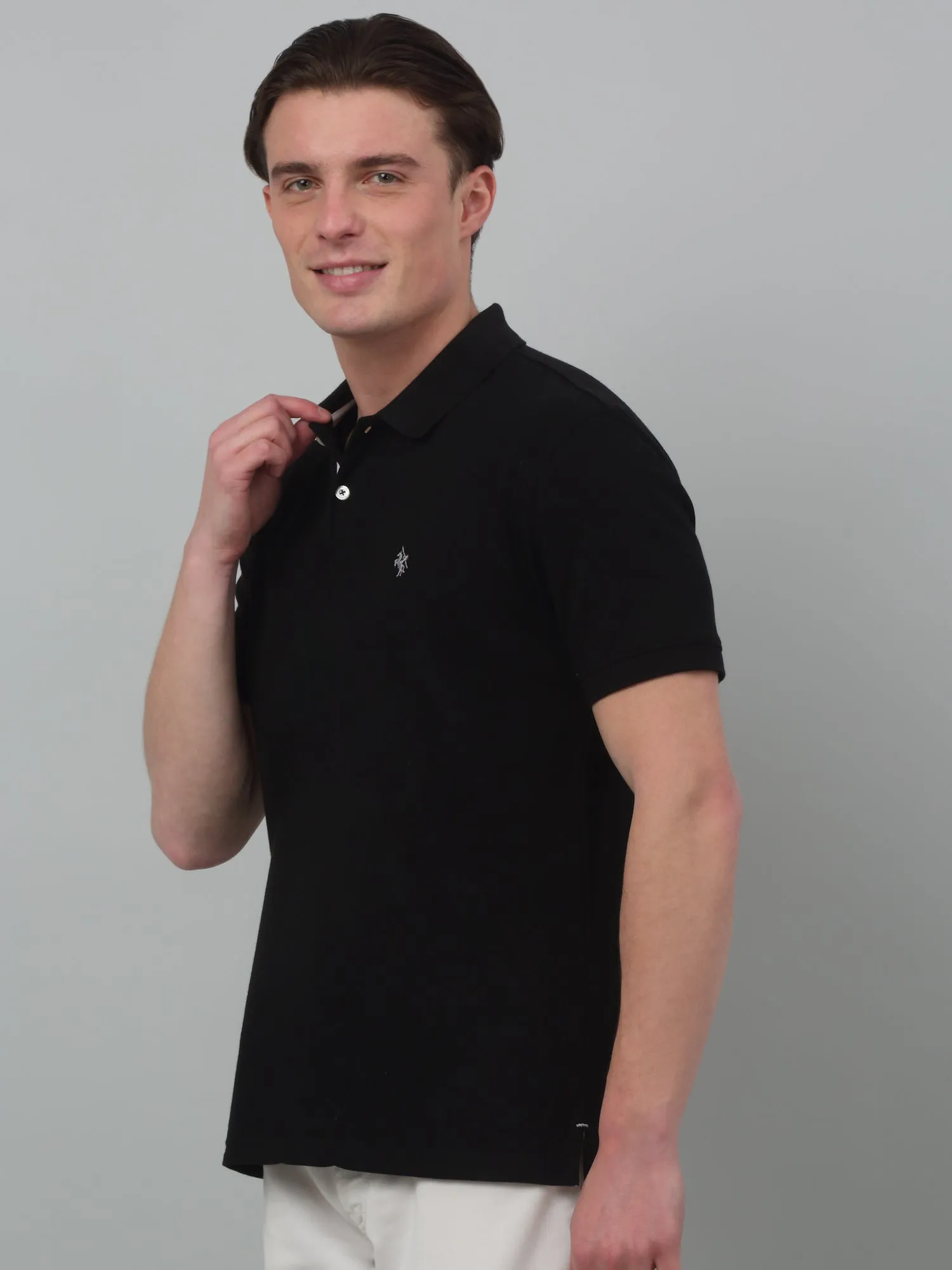 Cantabil Black Solid Polo Neck Half Sleeve T-shirt For Men