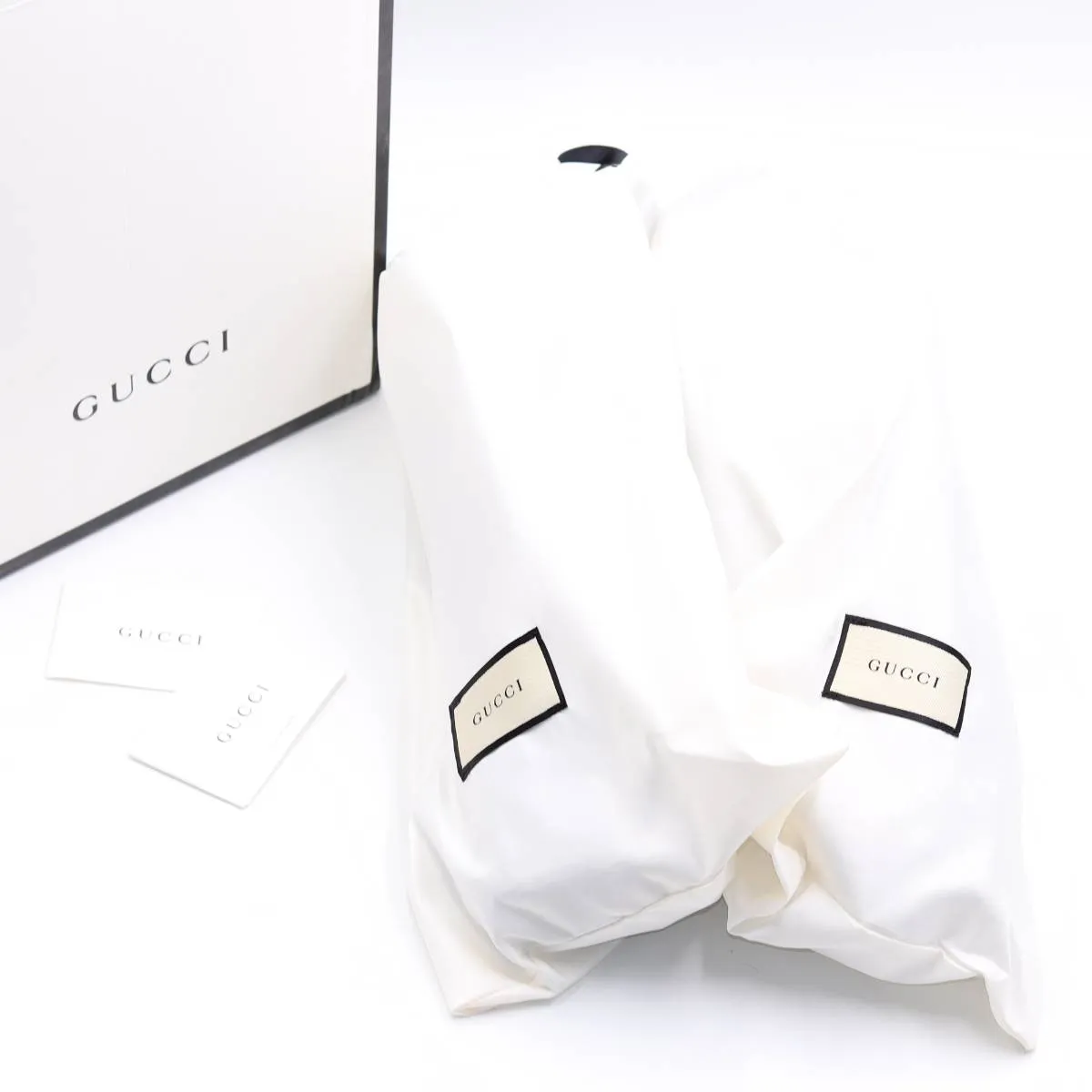 GUCCI Men's Rhyton Black - Print Logo