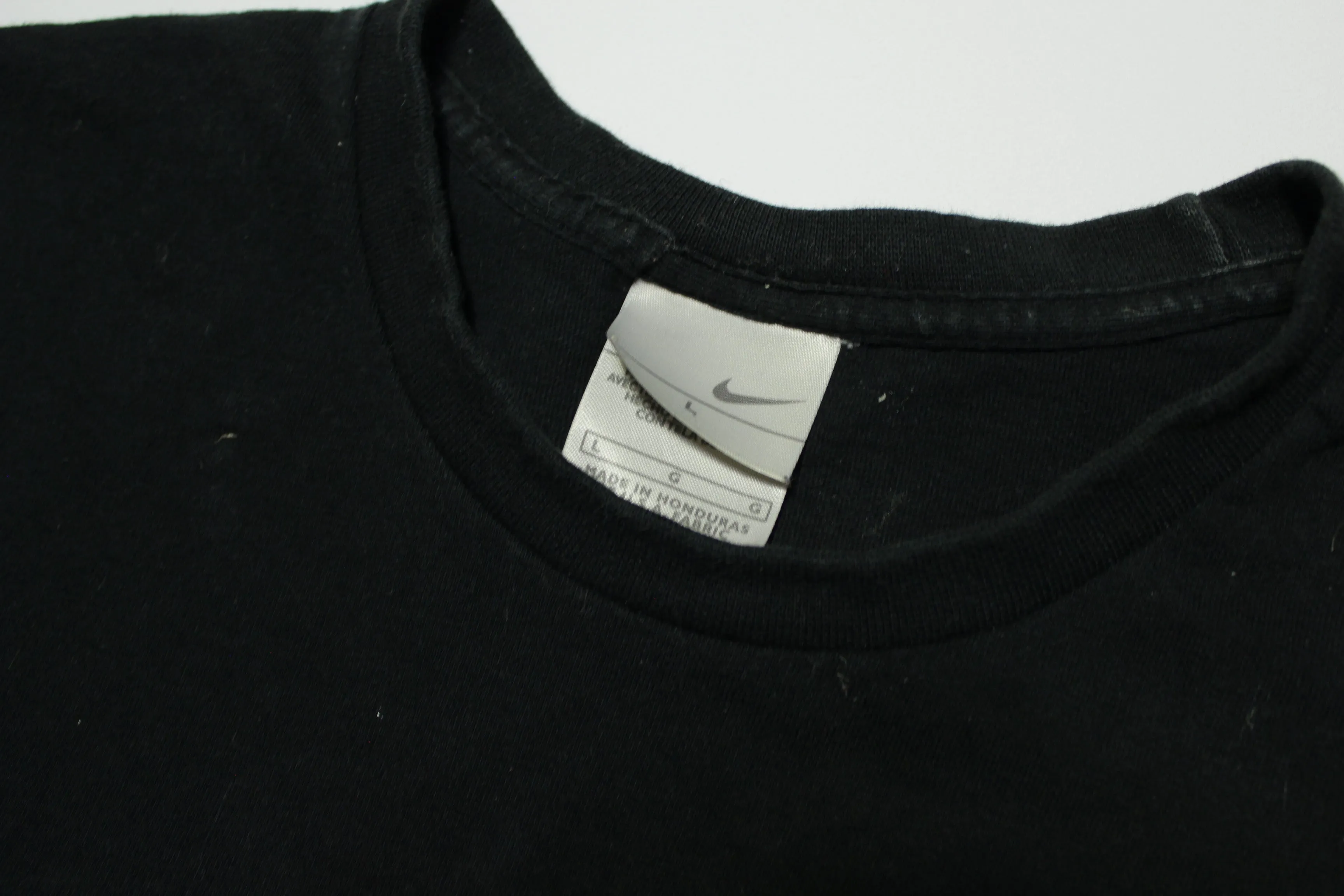 Nike Basic Black Y2K Vintage 2000's Script Spell Out T-Shirt